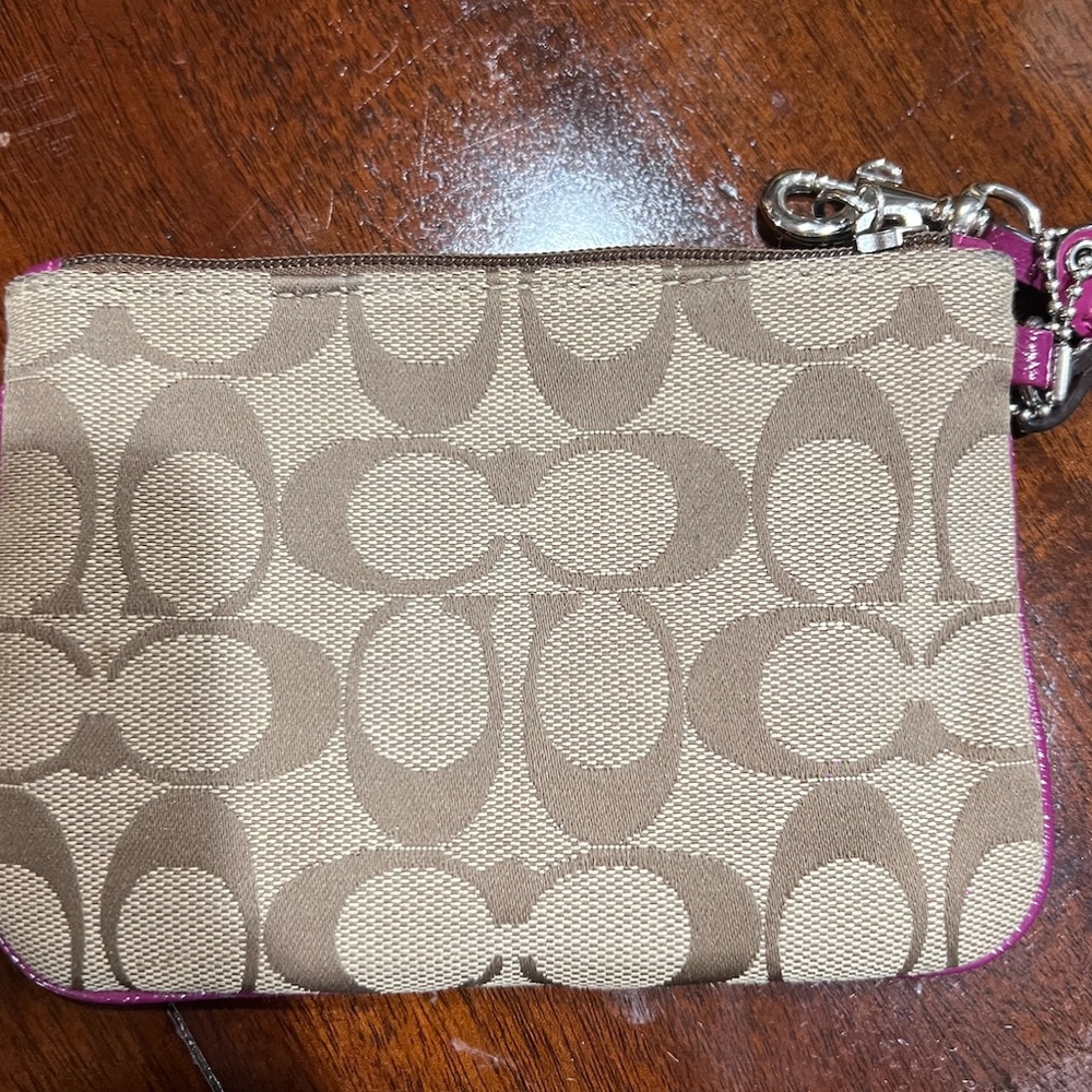 Coach wristlet - Picture 2 of 2